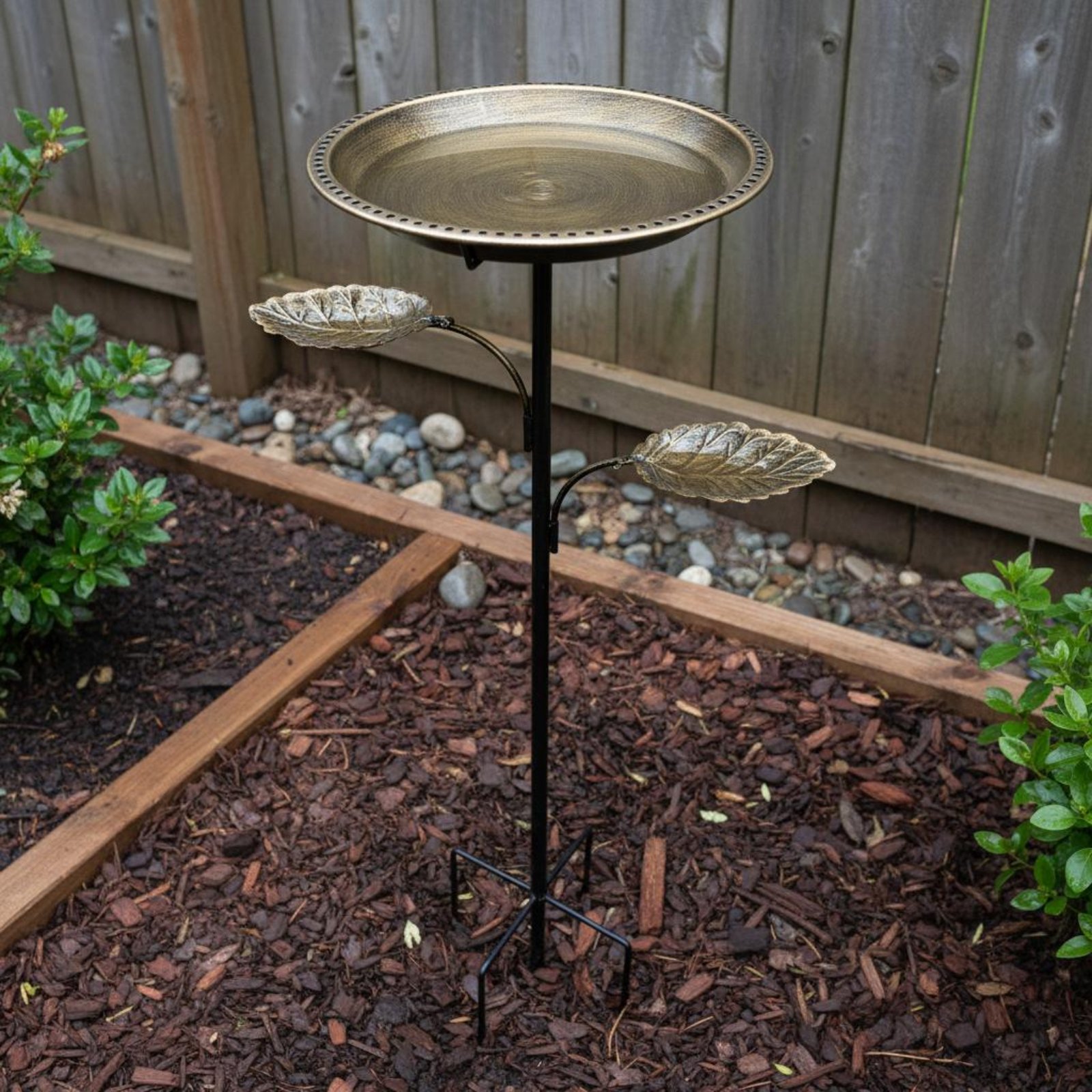 Metalen vogelbadpaal van smeed - Garden Weather Station recensie en prijs